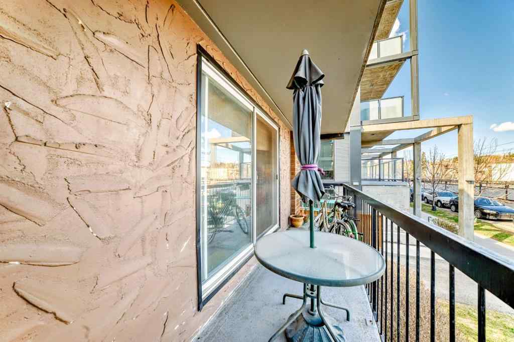MLS® A2264327 - Unit #201 315 9A Street NW in Sunnyside Calgary, Residential