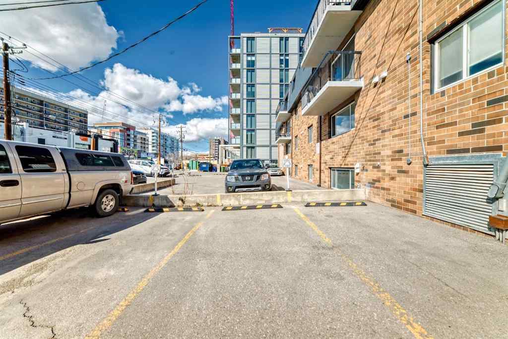 MLS® A2264327 - Unit #201 315 9A Street NW in Sunnyside Calgary, Residential