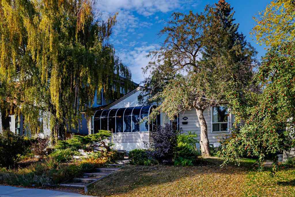 MLS® A2264328 - 428 49 Avenue SW in Elboya Calgary, Residential