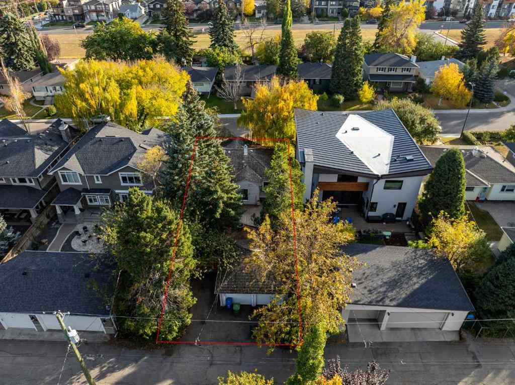 MLS® A2264328 - 428 49 Avenue SW in Elboya Calgary, Residential