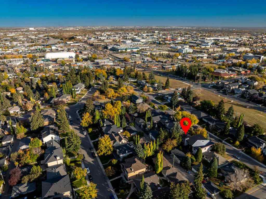 MLS® A2264328 - 428 49 Avenue SW in Elboya Calgary, Residential