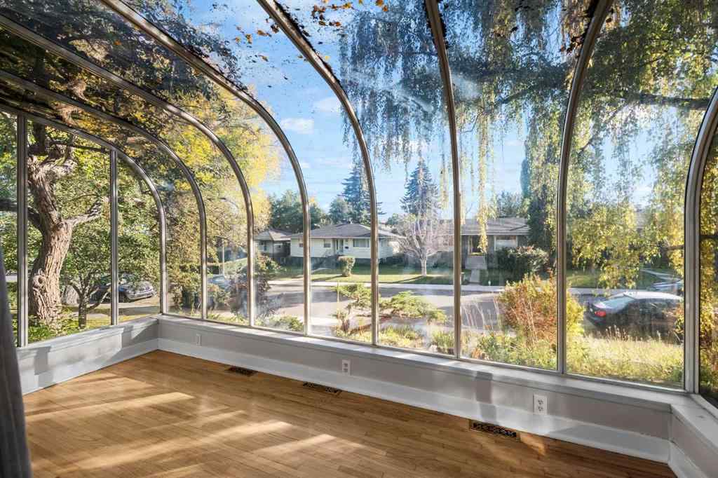 MLS® A2264328 - 428 49 Avenue SW in Elboya Calgary, Residential