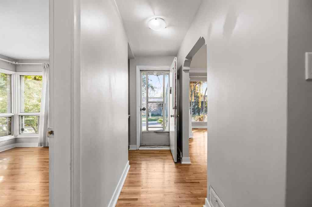 MLS® A2264328 - 428 49 Avenue SW in Elboya Calgary, Residential