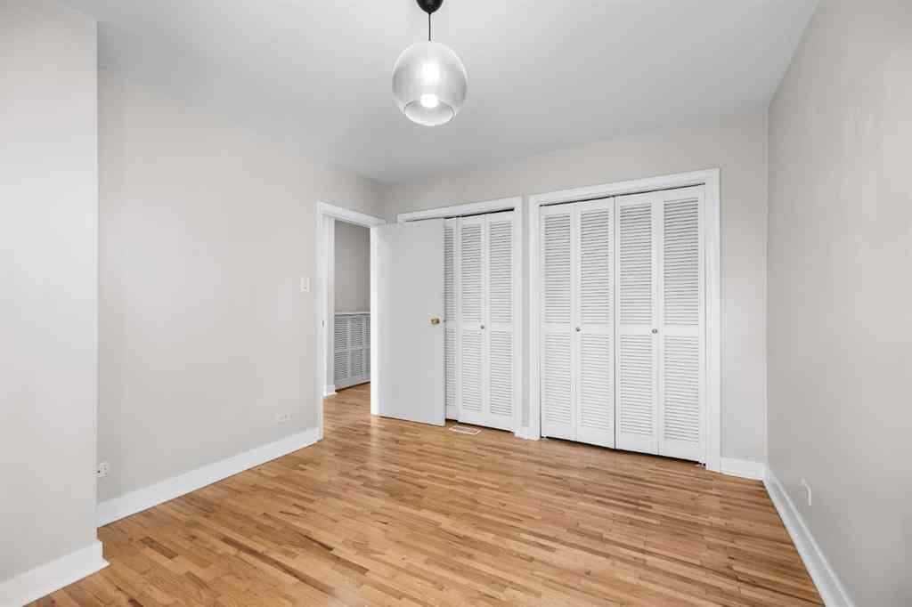 MLS® A2264328 - 428 49 Avenue SW in Elboya Calgary, Residential