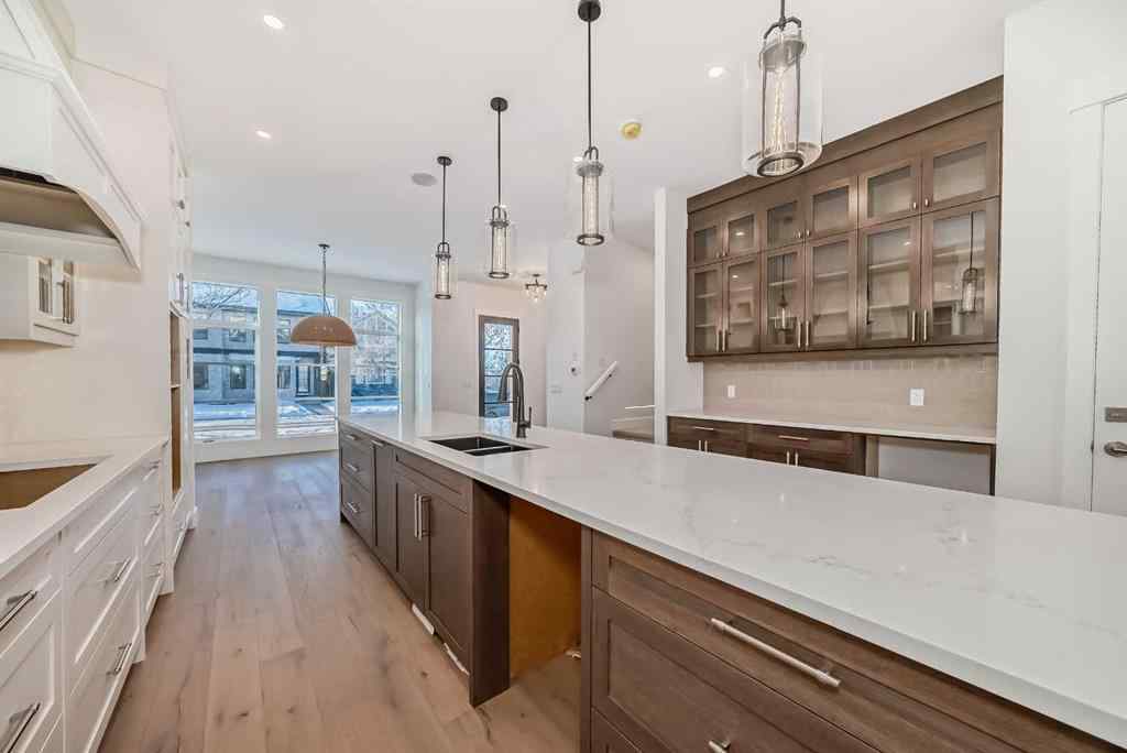 MLS® A2264332 - 5006 21A Street SW in Altadore Calgary, Residential