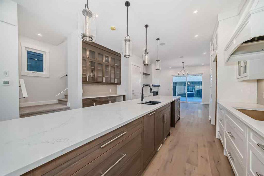 MLS® A2264332 - 5006 21A Street SW in Altadore Calgary, Residential