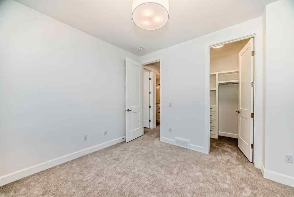 MLS® A2264332 - 5006 21A Street SW in Altadore Calgary, Residential