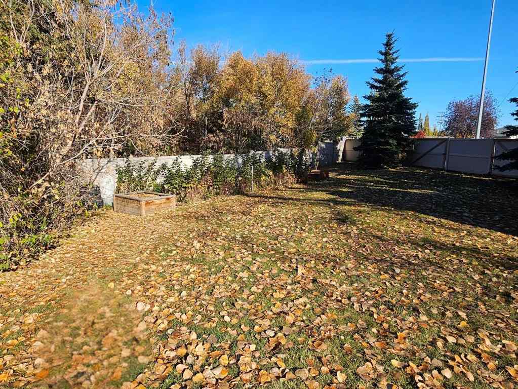 MLS® A2264340 - 31 Willow Crescent  in Woodlands Lacombe, Residential