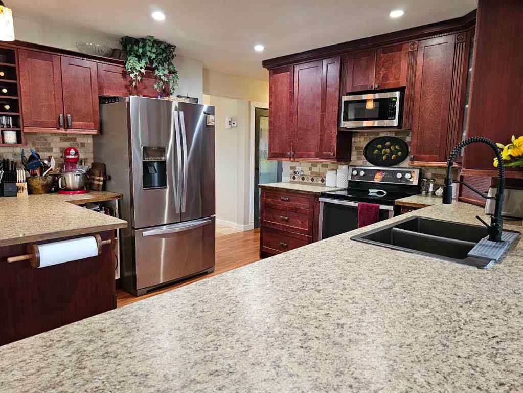 MLS® A2264340 - 31 Willow Crescent  in Woodlands Lacombe, Residential