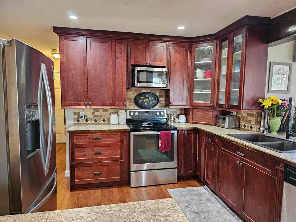 MLS® A2264340 - 31 Willow Crescent  in Woodlands Lacombe, Residential