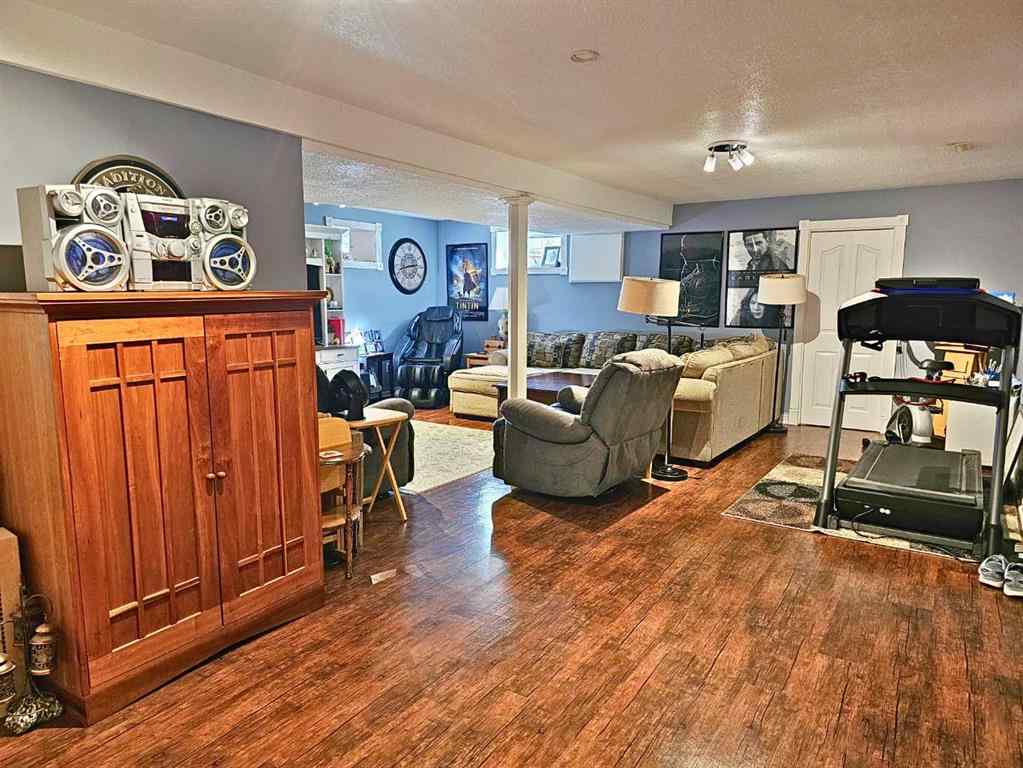 MLS® A2264340 - 31 Willow Crescent  in Woodlands Lacombe, Residential