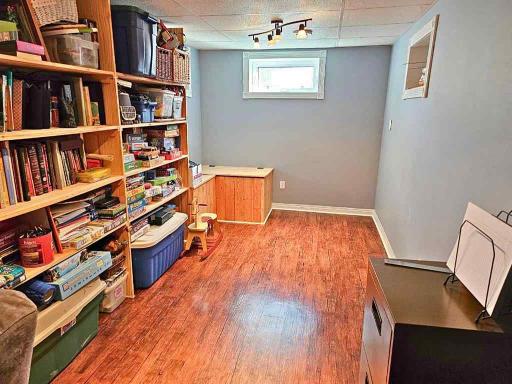 MLS® A2264340 - 31 Willow Crescent  in Woodlands Lacombe, Residential