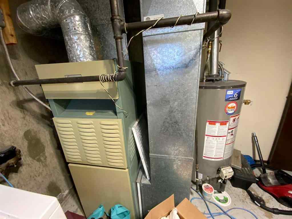 MLS® A2264341 - 443 4 Avenue SE in NONE Three Hills, Residential