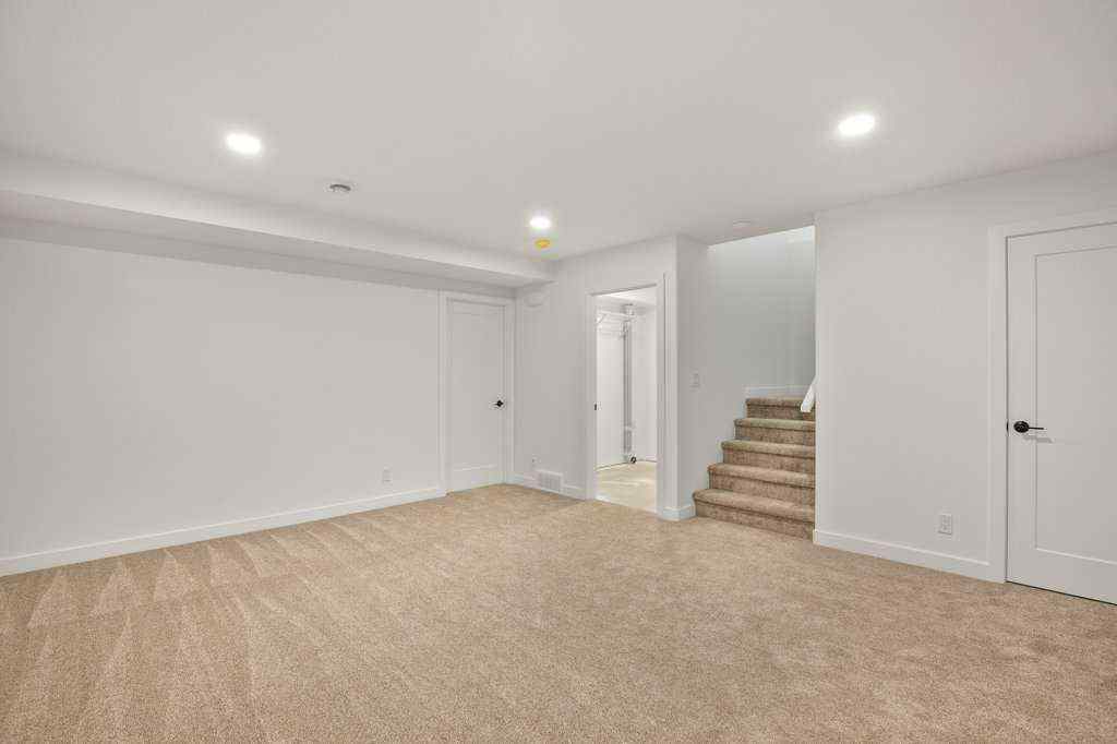 MLS® A2264345 - 116 Gray Close  in Grayhawk Sylvan Lake, Residential