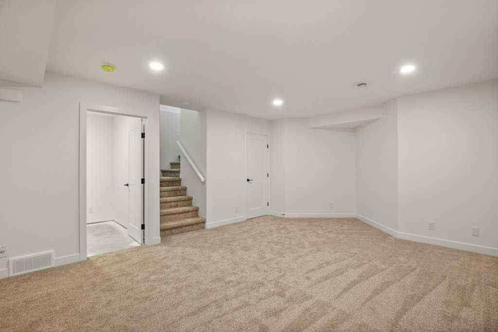 MLS® A2264345 - 116 Gray Close  in Grayhawk Sylvan Lake, Residential