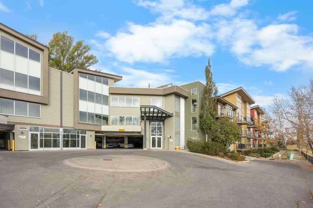 MLS® A2264348 - Unit #318 4303 1 Street NE in Highland Park Calgary, Residential