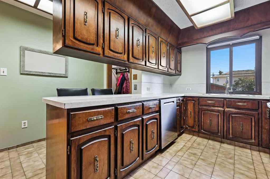 MLS® A2264349 - 3420 Centre B Street NW in Highland Park Calgary, Residential