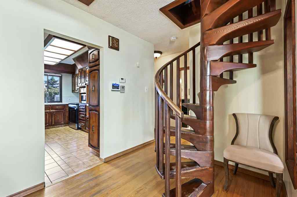 MLS® A2264349 - 3420 Centre B Street NW in Highland Park Calgary, Residential