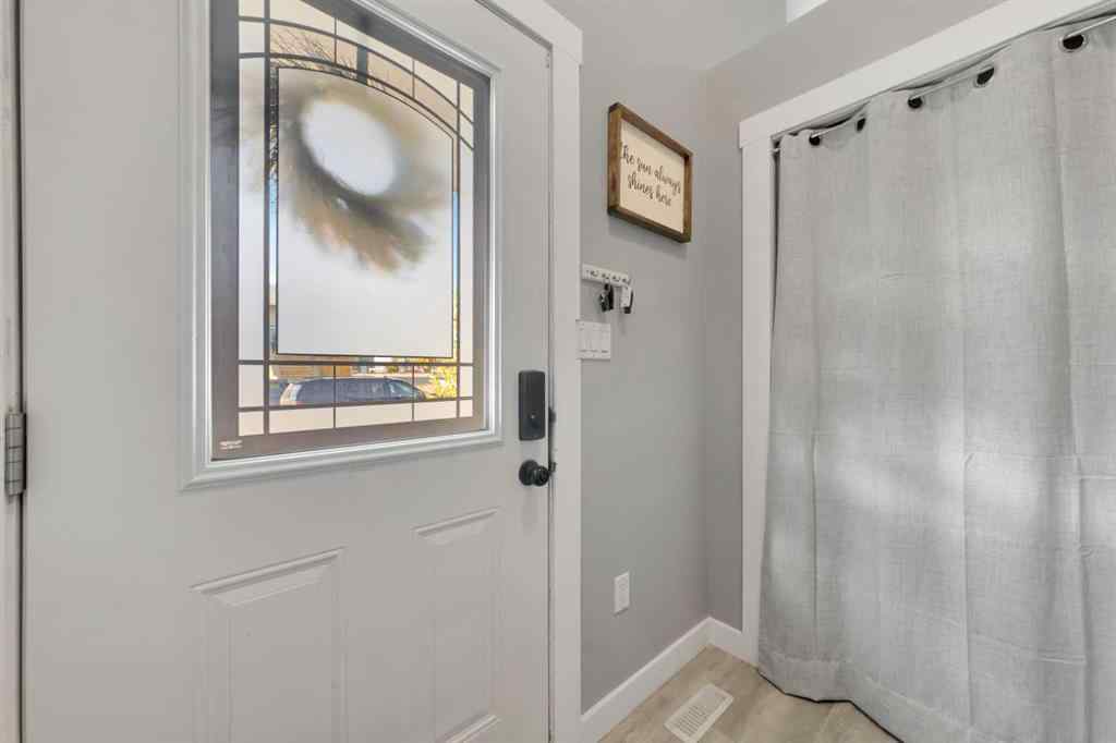 MLS® A2264350 - 1803 49 Avenue  in Wallacefield Lloydminster, Residential