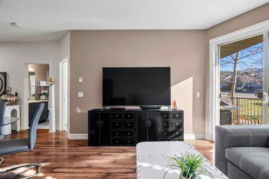 MLS® A2264351 - Unit #3106 15 Sunset Square  in Sunset Ridge Cochrane, Residential