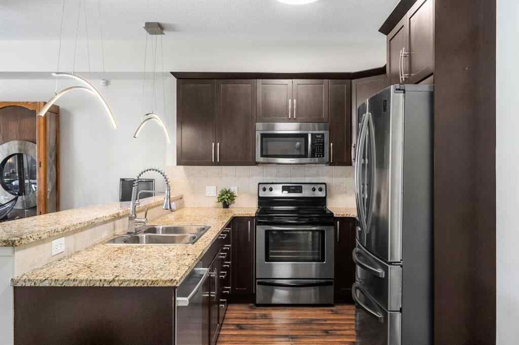 MLS® A2264351 - Unit #3106 15 Sunset Square  in Sunset Ridge Cochrane, Residential