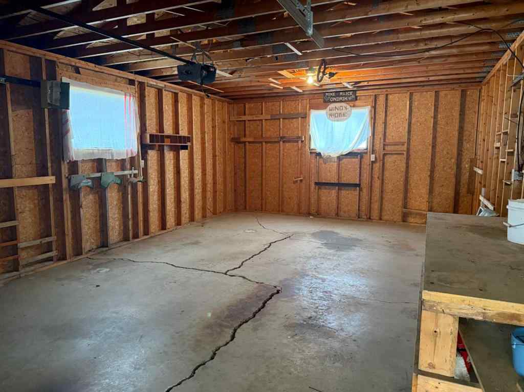 MLS® A2264352 - 305 2 Street E in NONE Foremost, Residential