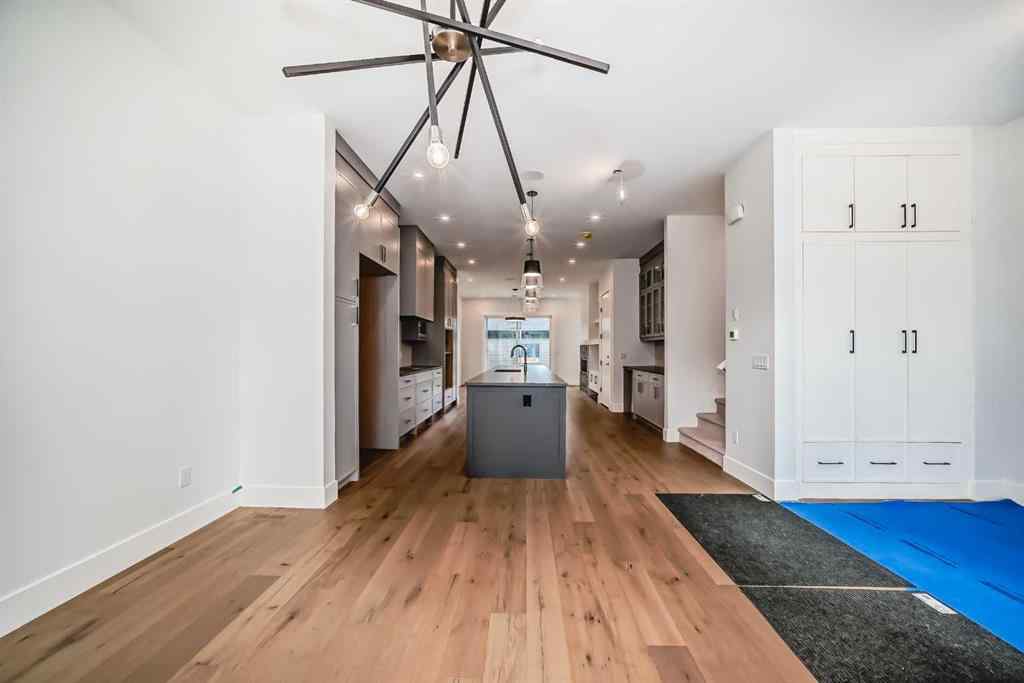 MLS® A2264353 - 5008 21A Street SW in Altadore Calgary, Residential