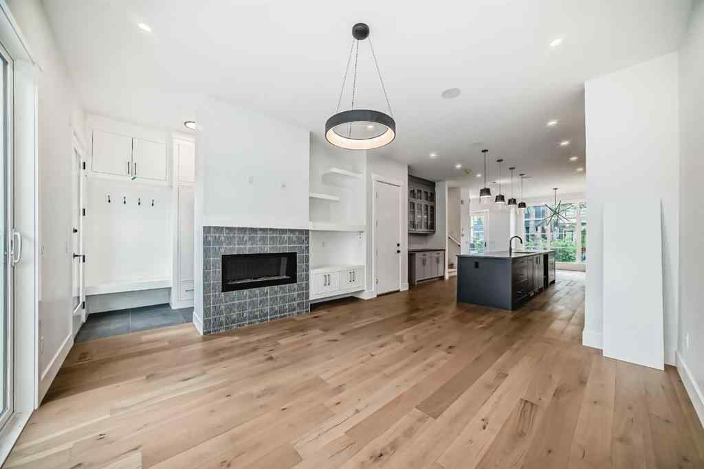 MLS® A2264353 - 5008 21A Street SW in Altadore Calgary, Residential