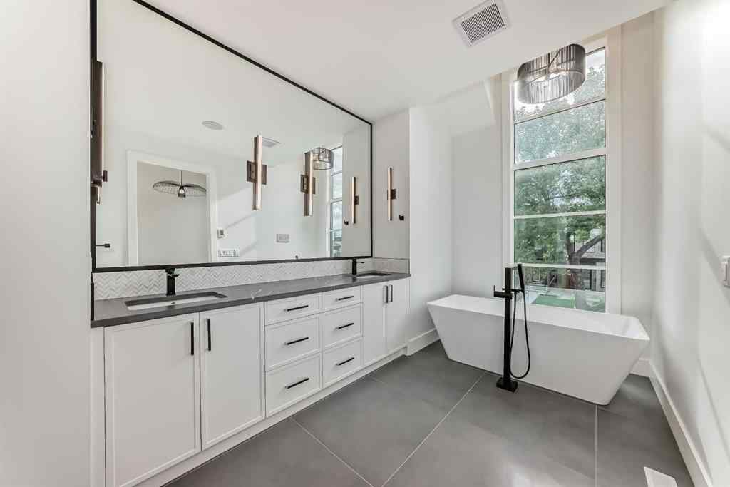 MLS® A2264353 - 5008 21A Street SW in Altadore Calgary, Residential