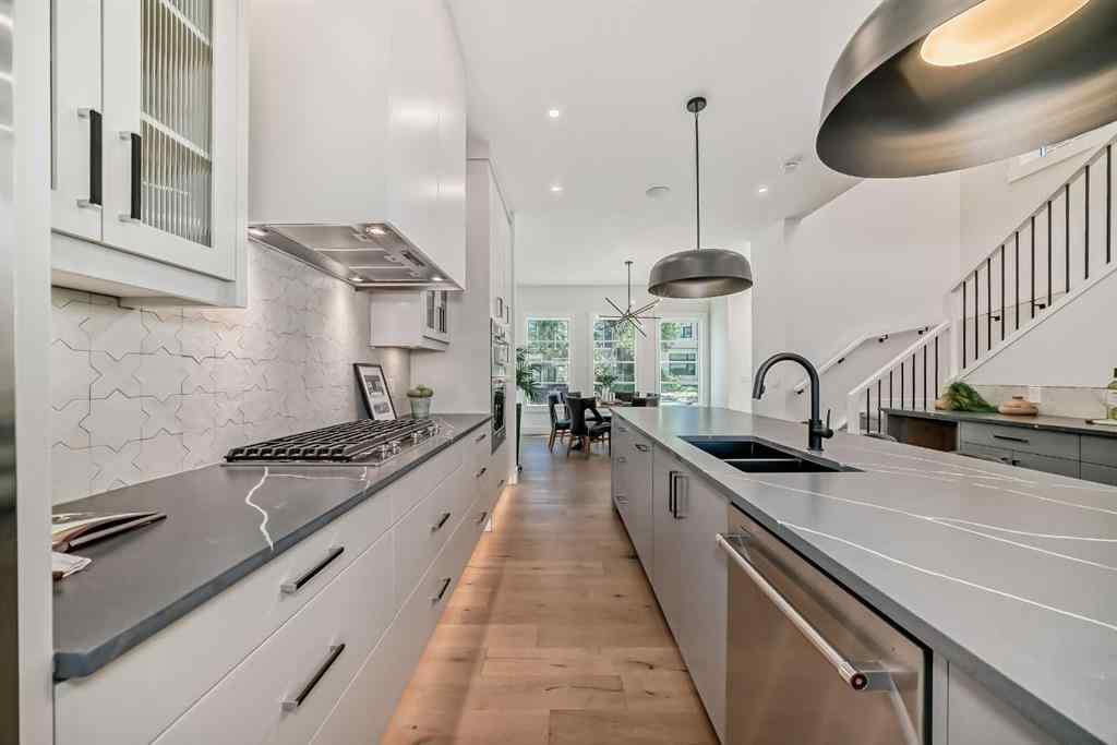 MLS® A2264357 - 5005 21A Street SW in Altadore Calgary, Residential