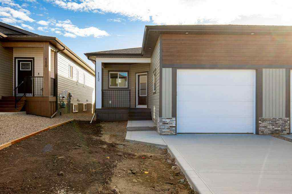 MLS® A2264358 - 112 Gray Close  in Grayhawk Sylvan Lake, Residential