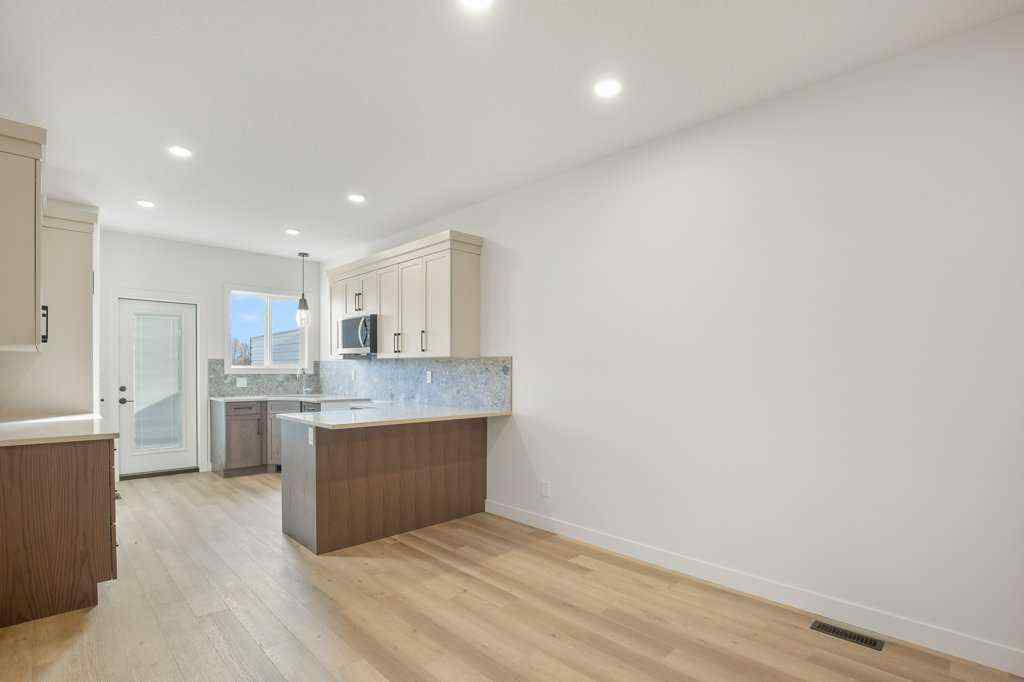 MLS® A2264358 - 112 Gray Close  in Grayhawk Sylvan Lake, Residential