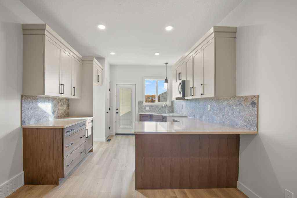 MLS® A2264358 - 112 Gray Close  in Grayhawk Sylvan Lake, Residential