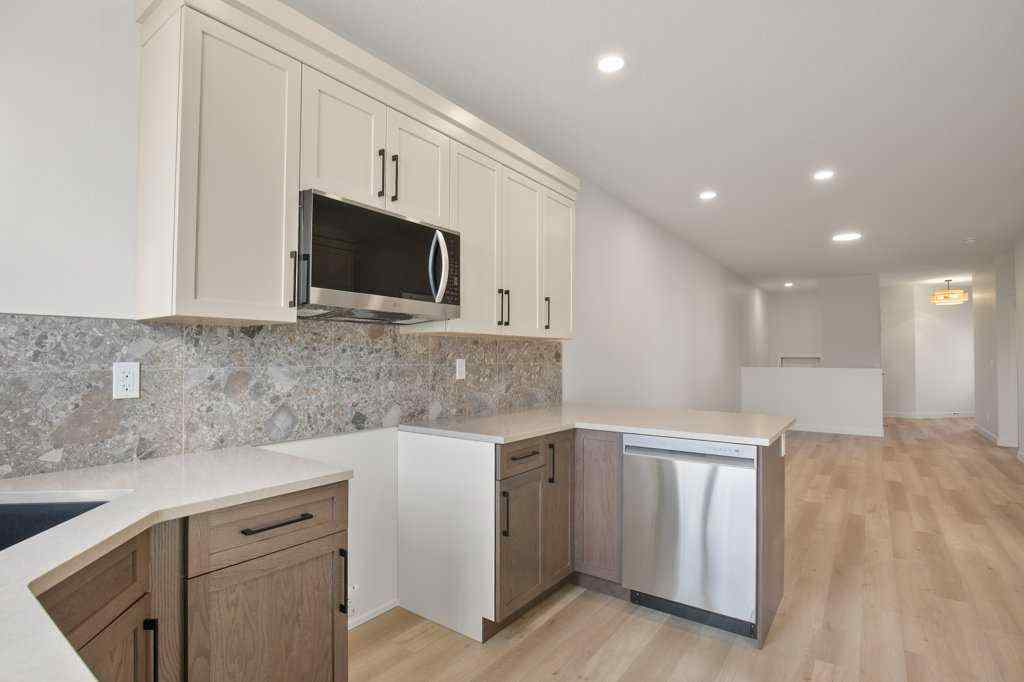 MLS® A2264358 - 112 Gray Close  in Grayhawk Sylvan Lake, Residential