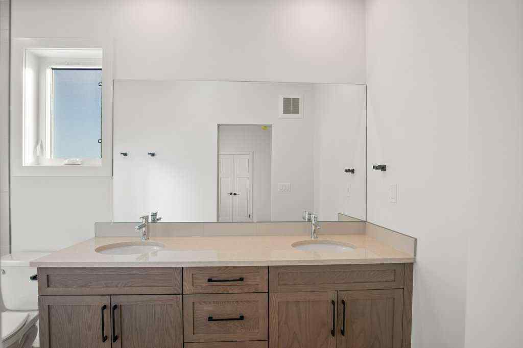 MLS® A2264358 - 112 Gray Close  in Grayhawk Sylvan Lake, Residential