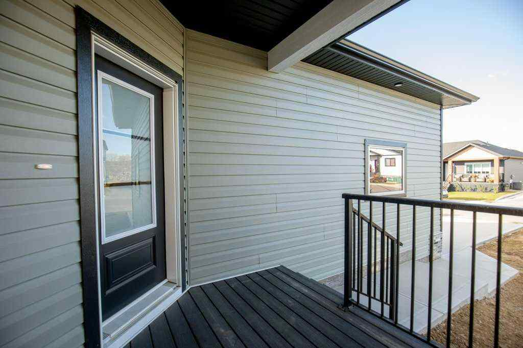 MLS® A2264358 - 112 Gray Close  in Grayhawk Sylvan Lake, Residential