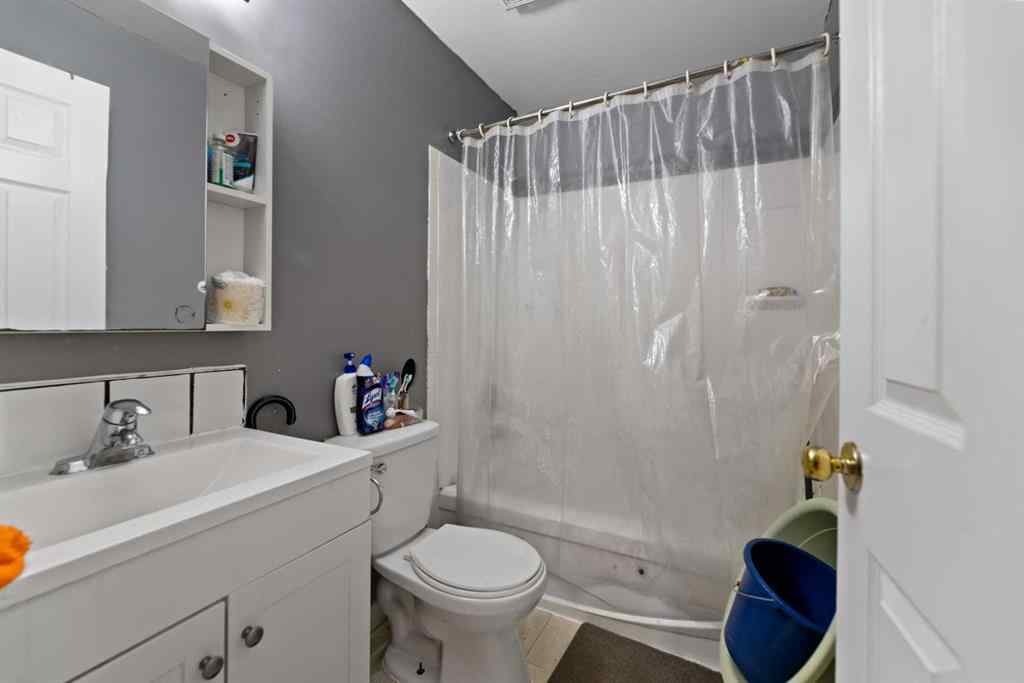 MLS® A2264359 - 143 Falton Drive NE in Falconridge Calgary, Residential