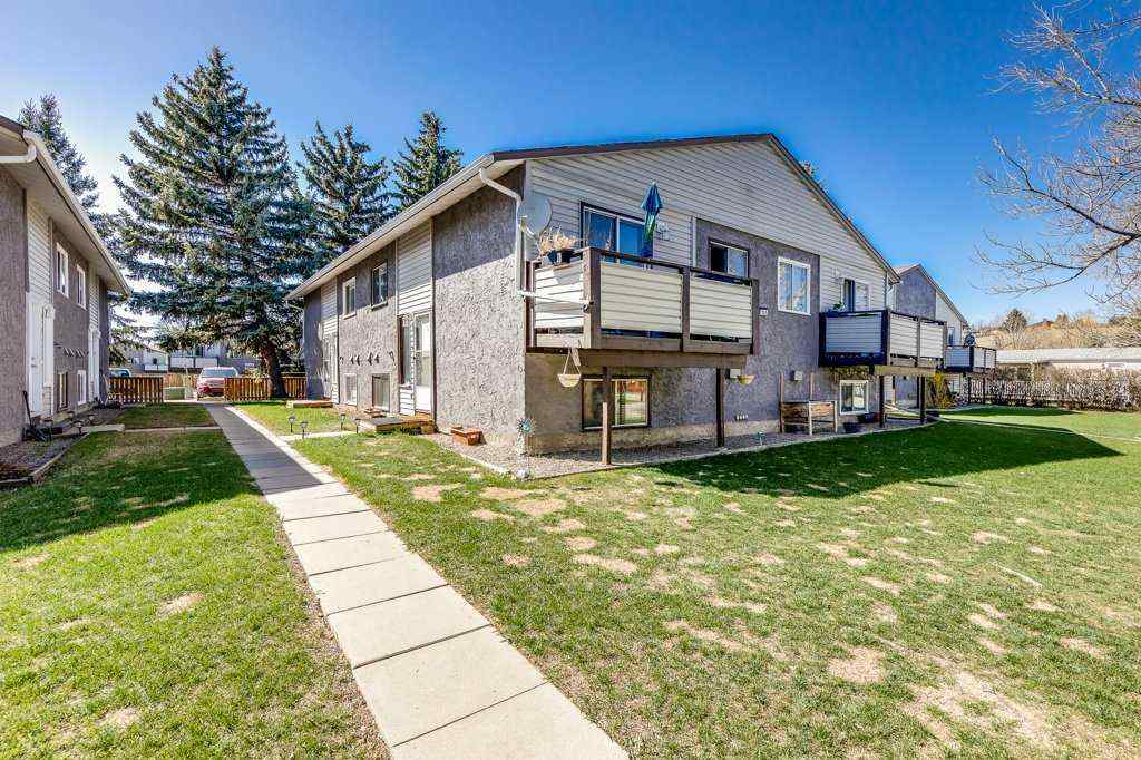 MLS® A2264362 - Unit #A 109 Stanley Avenue  in Heritage Okotoks Okotoks, Residential