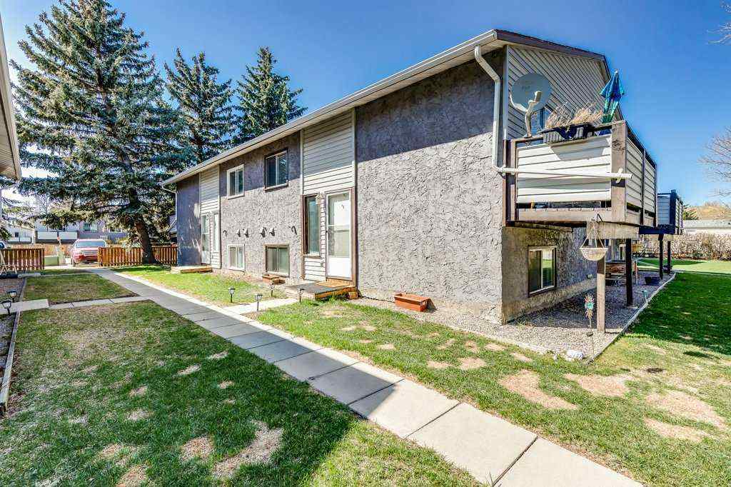 MLS® A2264362 - Unit #A 109 Stanley Avenue  in Heritage Okotoks Okotoks, Residential