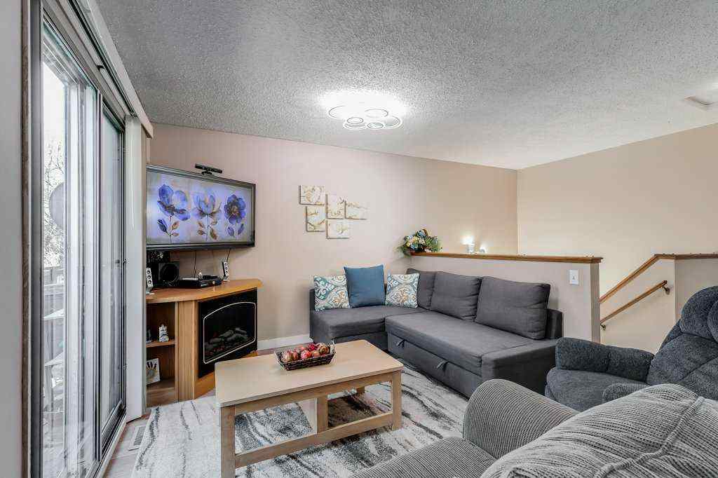MLS® A2264362 - Unit #A 109 Stanley Avenue  in Heritage Okotoks Okotoks, Residential