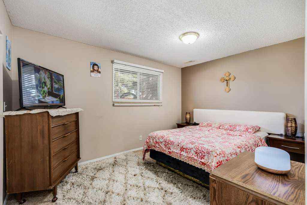 MLS® A2264362 - Unit #A 109 Stanley Avenue  in Heritage Okotoks Okotoks, Residential