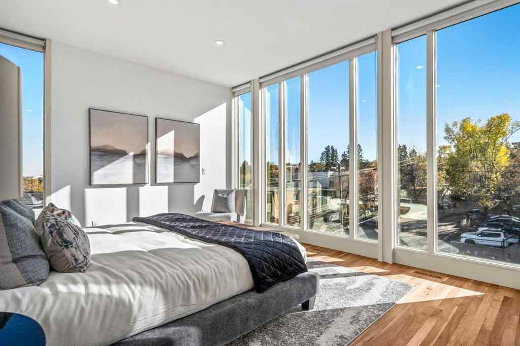 MLS® A2264363 - 1712 19 Avenue SW in Bankview Calgary, Residential