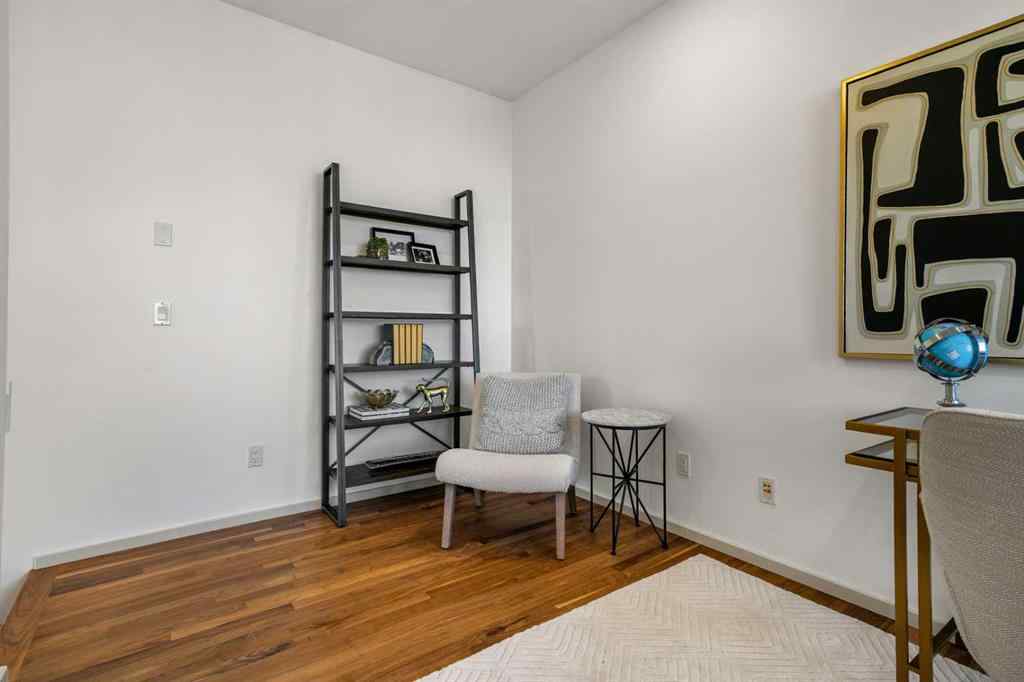 MLS® A2264363 - 1712 19 Avenue SW in Bankview Calgary, Residential