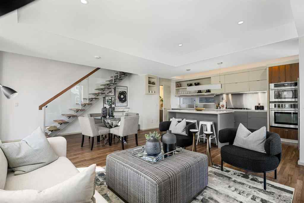 MLS® A2264363 - 1712 19 Avenue SW in Bankview Calgary, Residential