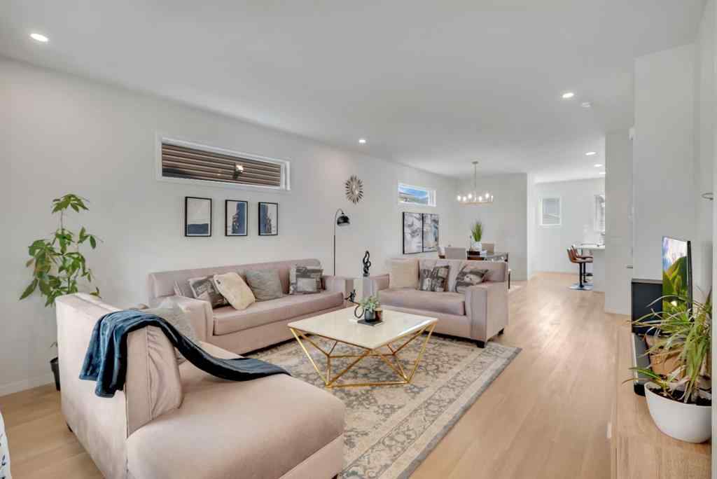 MLS® A2264365 - 190 Dawson Harbour Rise  in Dawson\'s Landing Chestermere, Residential