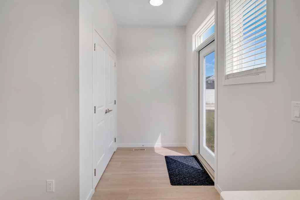 MLS® A2264365 - 190 Dawson Harbour Rise  in Dawson\'s Landing Chestermere, Residential