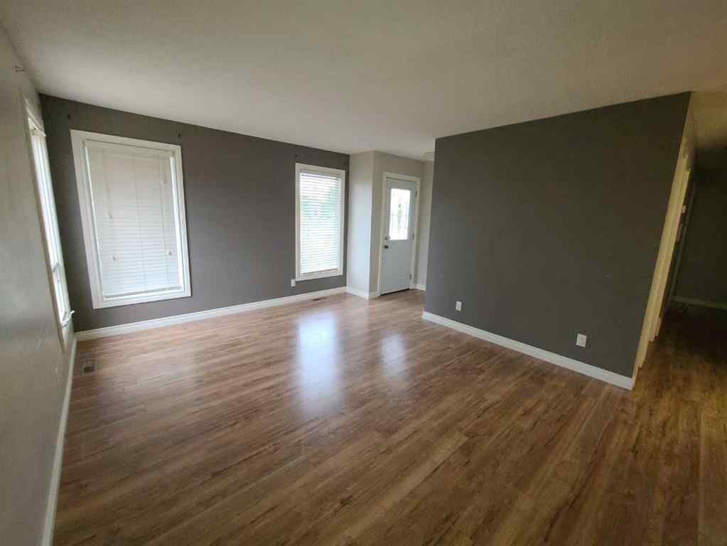 MLS® A2264367 - 4306 54 Street  in NONE Grimshaw, Residential