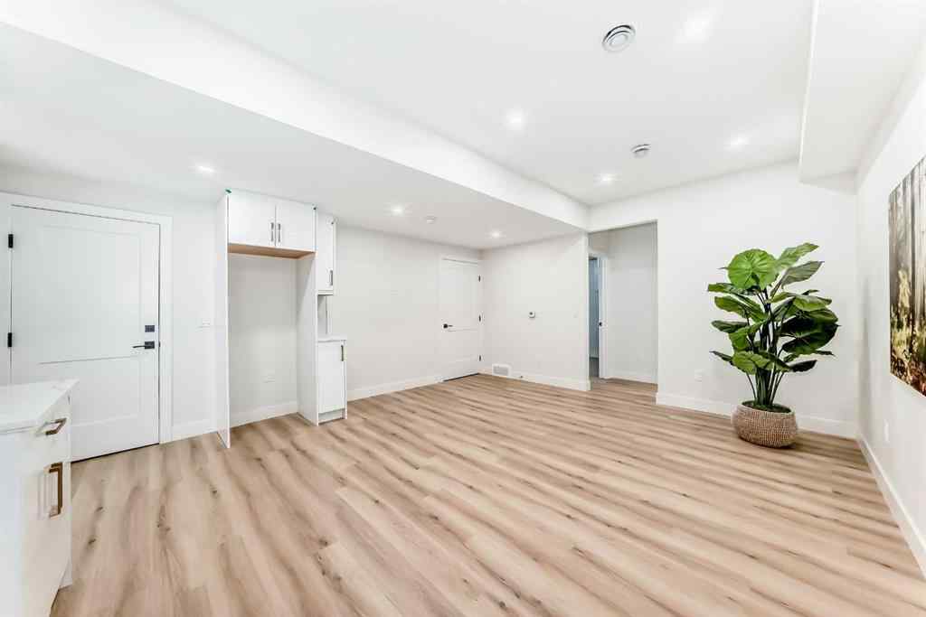 MLS® A2264368 - 2313 23 Avenue SW in Richmond Calgary, Residential