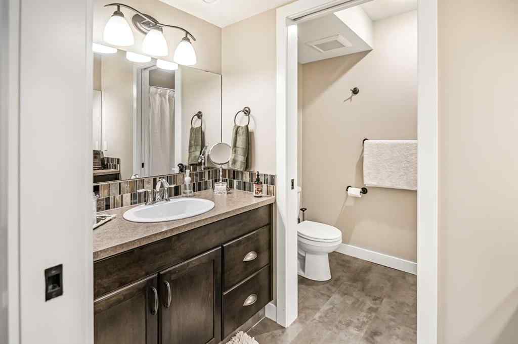 MLS® A2264369 - 7 Leonard Close  in Lakeway Landing Sylvan Lake, Residential