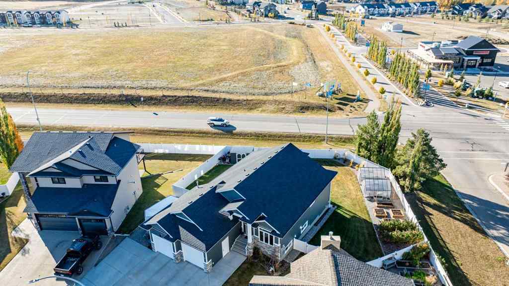 MLS® A2264369 - 7 Leonard Close  in Lakeway Landing Sylvan Lake, Residential